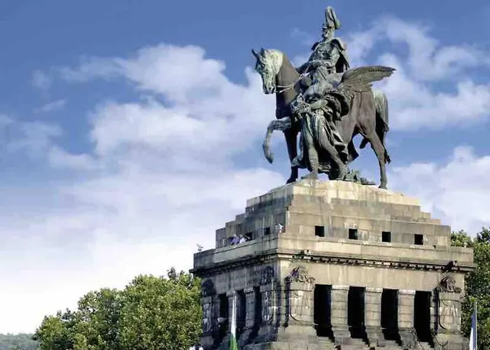 Stilvolle Altstadtwohnung Mit 2 Schlafzimmern Lägenhet